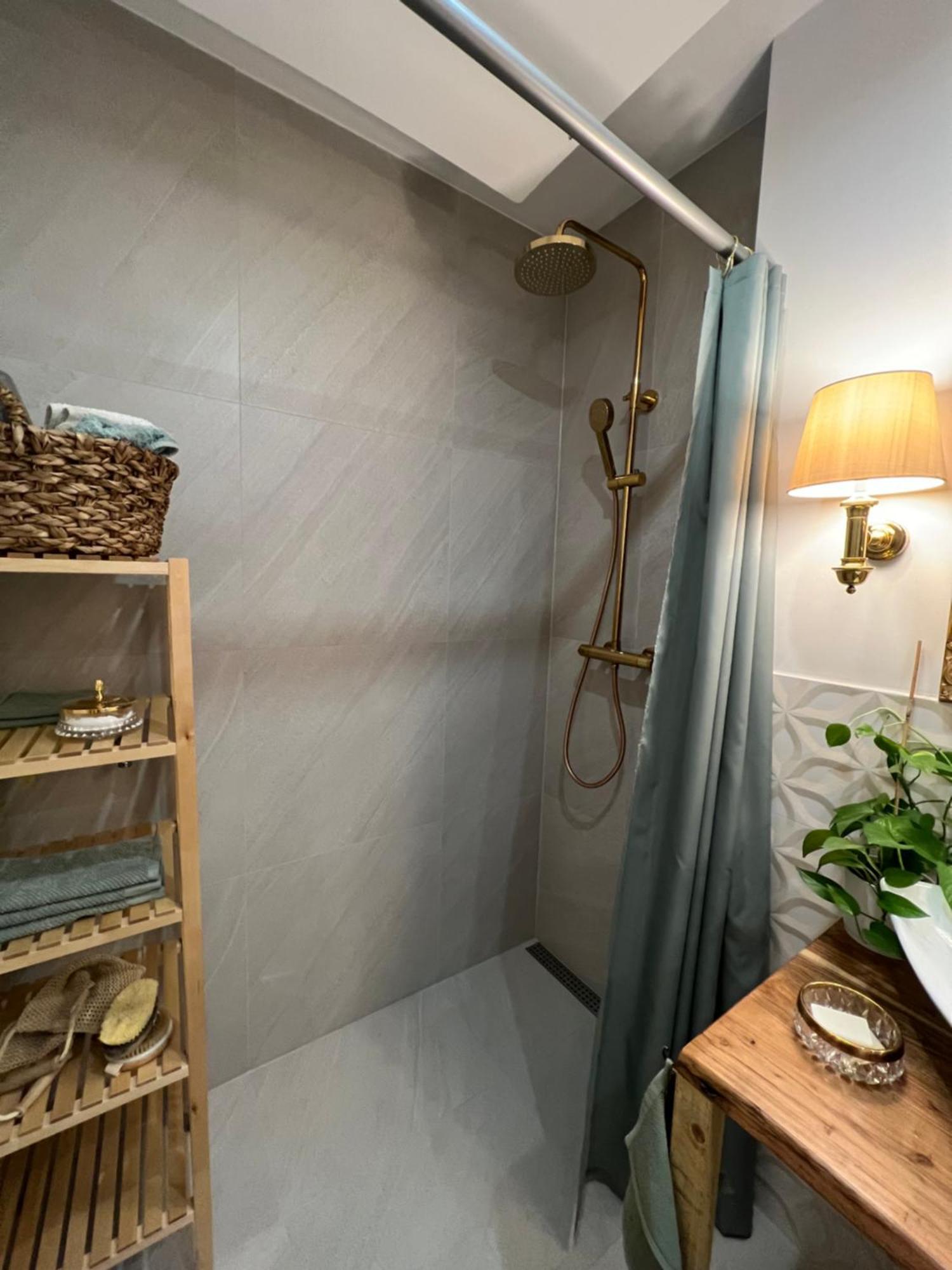 15 Qm Mit Gemeinschaftsbad Homestay *